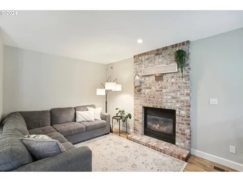 7262 Sw Applegate Drive Beaverton OR 97007