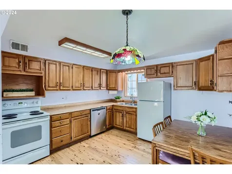 7320 Se Holgate Boulevard Portland OR 97206