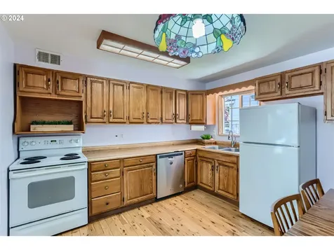 7320 Se Holgate Boulevard Portland OR 97206