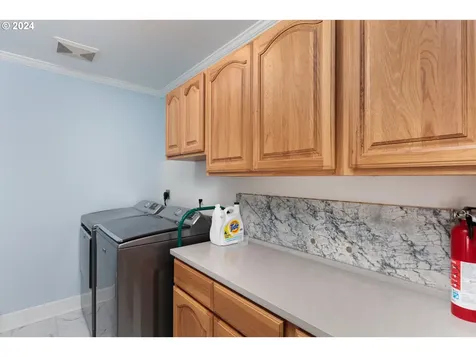 1329 Sterling Drive The Dalles OR 97058