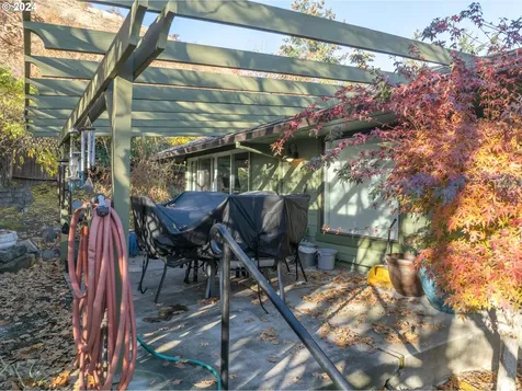 1329 Sterling Drive The Dalles OR 97058