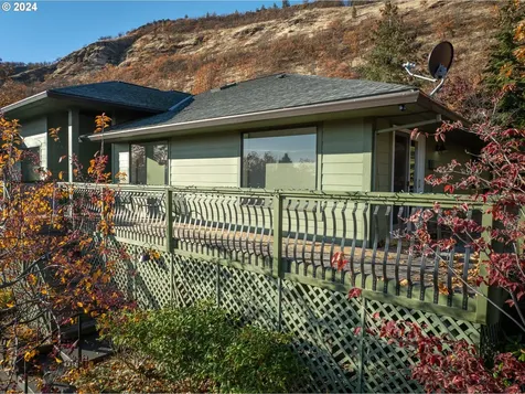 1329 Sterling Drive The Dalles OR 97058