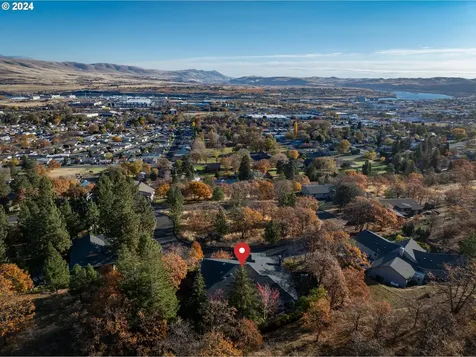 1329 Sterling Drive The Dalles OR 97058
