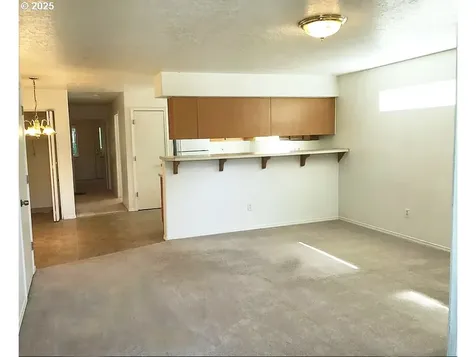4724 NE 101st Avenue Portland OR 97220