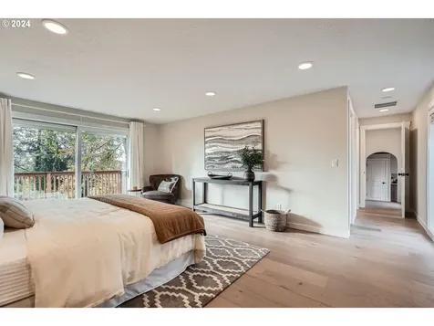 16804 SE Evergreen Highway Vancouver WA 98683
