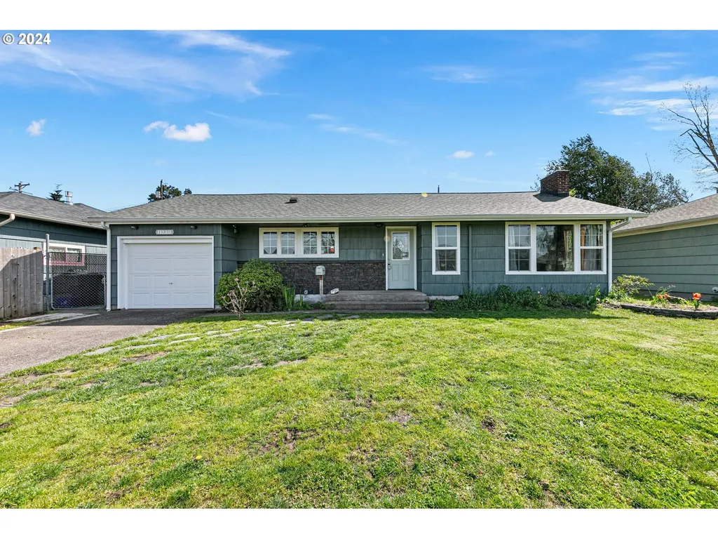 1355 M Street Springfield OR 97477