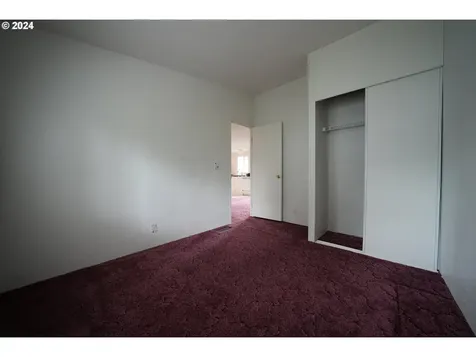 989 Woodland Avenue Woodburn OR 97071