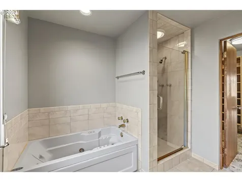 2307 Cascade Way Longview WA 98632