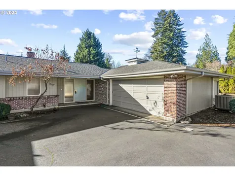 2307 Cascade Way Longview WA 98632
