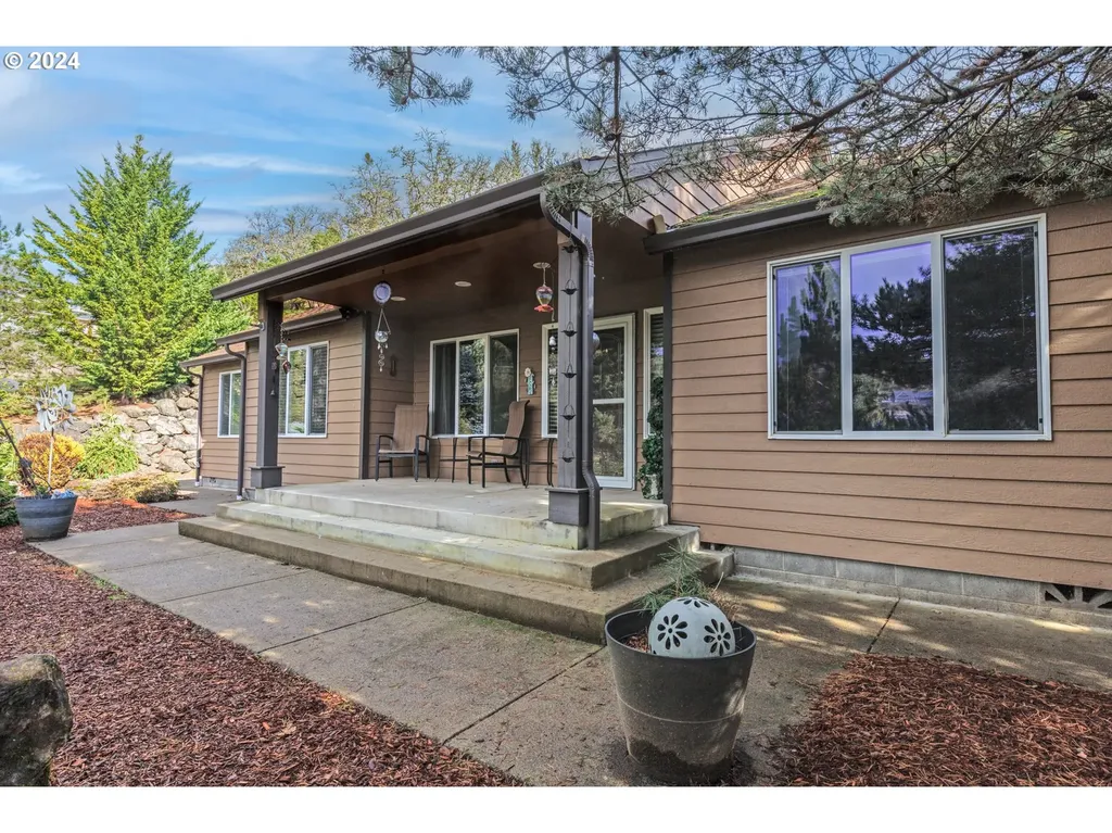 2757 Nw Daysha Drive Roseburg OR 97471