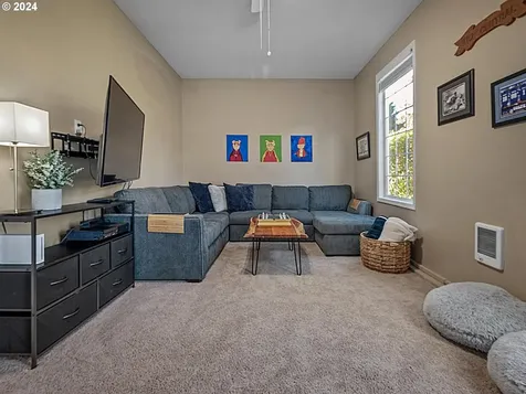 10252 SW Picks Court Portland OR 97224