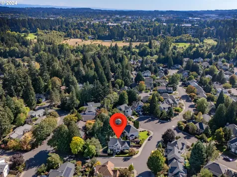 10252 SW Picks Court Portland OR 97224