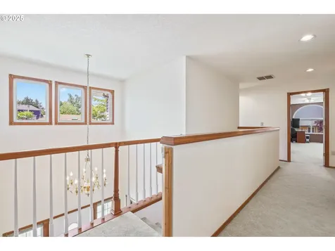 2812 SW Mawrcrest Avenue Gresham OR 97080