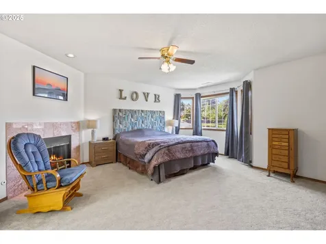 2812 SW Mawrcrest Avenue Gresham OR 97080