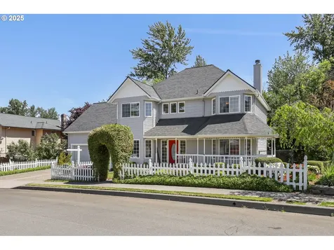 2812 SW Mawrcrest Avenue Gresham OR 97080