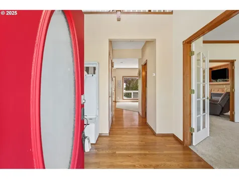 2812 SW Mawrcrest Avenue Gresham OR 97080