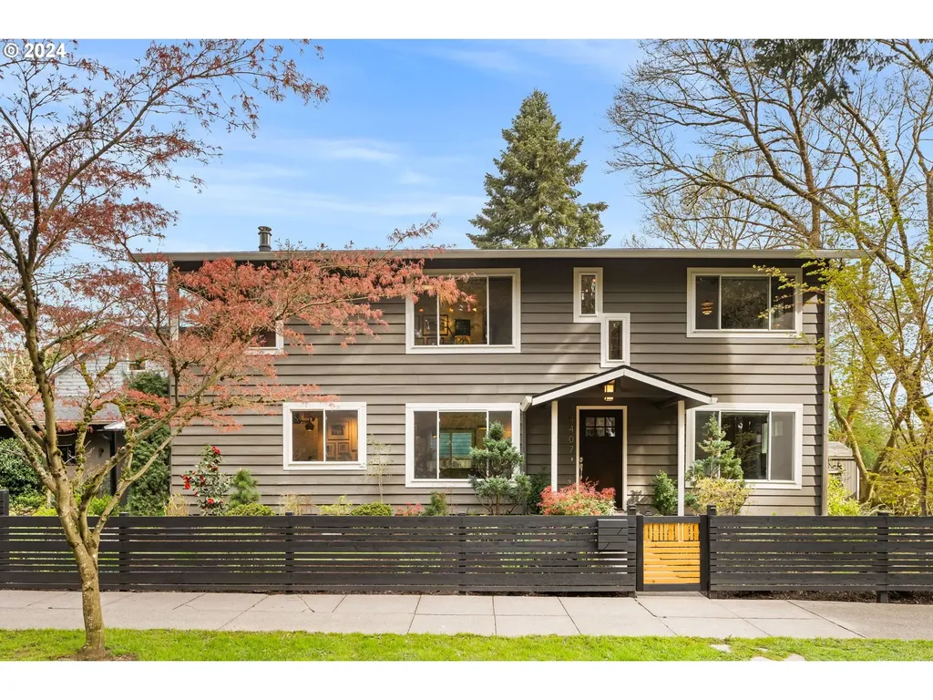 4407 N Winchell Street Portland OR 97203