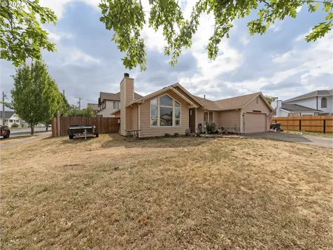 116 S 7th Circle Cornelius OR 97113