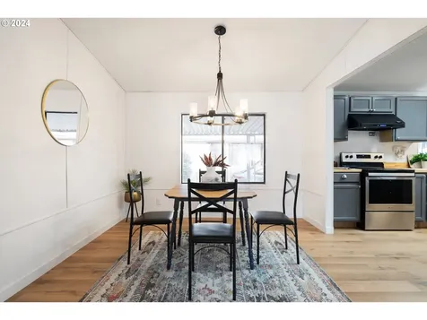 18485 Sw Pacific Drive Tualatin OR 97062