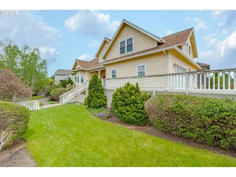 573 Nw Mount Bachelor Street Mcminnville OR 97128