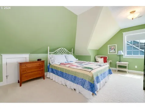 573 Nw Mount Bachelor Street Mcminnville OR 97128