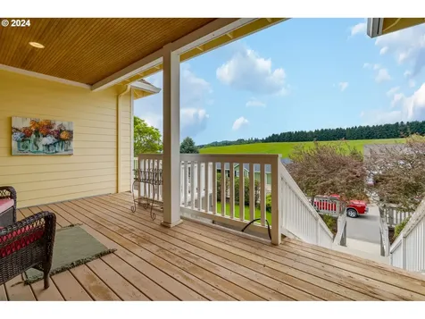 573 Nw Mount Bachelor Street Mcminnville OR 97128