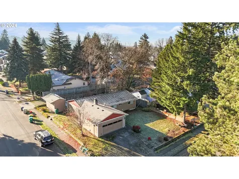 17740 SW Florence Street Beaverton OR 97078