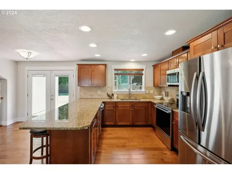 1022 Ne Thomas Street Hillsboro OR 97124