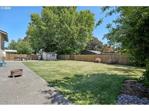1022 Ne Thomas Street Hillsboro OR 97124