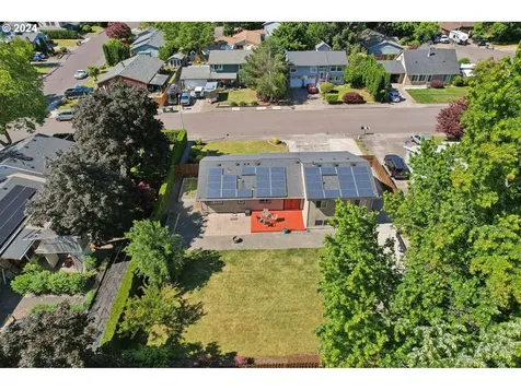 1022 Ne Thomas Street Hillsboro OR 97124