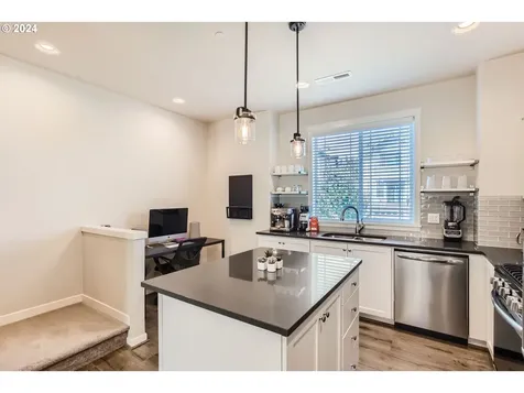 11757 SW Valencia Lane Wilsonville OR 97070