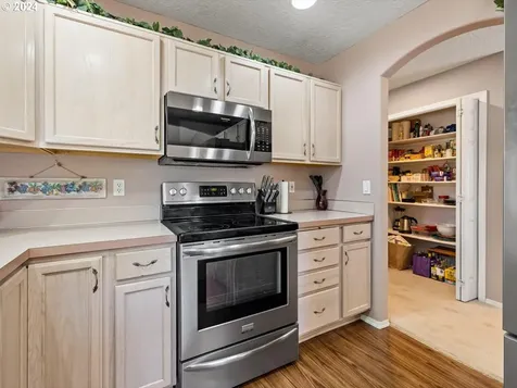 1512 Monroe Street Lafayette OR 97127