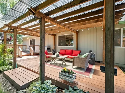 1512 Monroe Street Lafayette OR 97127