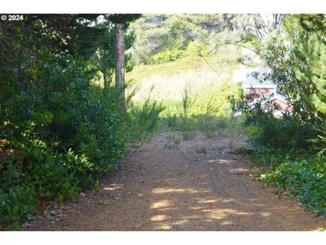 6400 Division Street Lincoln Beach OR 97341