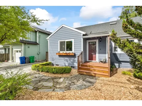 7915 Se 45th Avenue Portland OR 97206