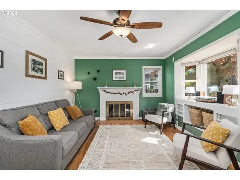 7915 Se 45th Avenue Portland OR 97206