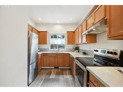 123 Se 119th Avenue Portland OR 97216