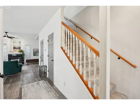 123 Se 119th Avenue Portland OR 97216