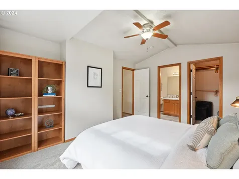 123 Se 119th Avenue Portland OR 97216