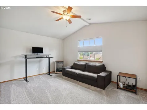 123 Se 119th Avenue Portland OR 97216