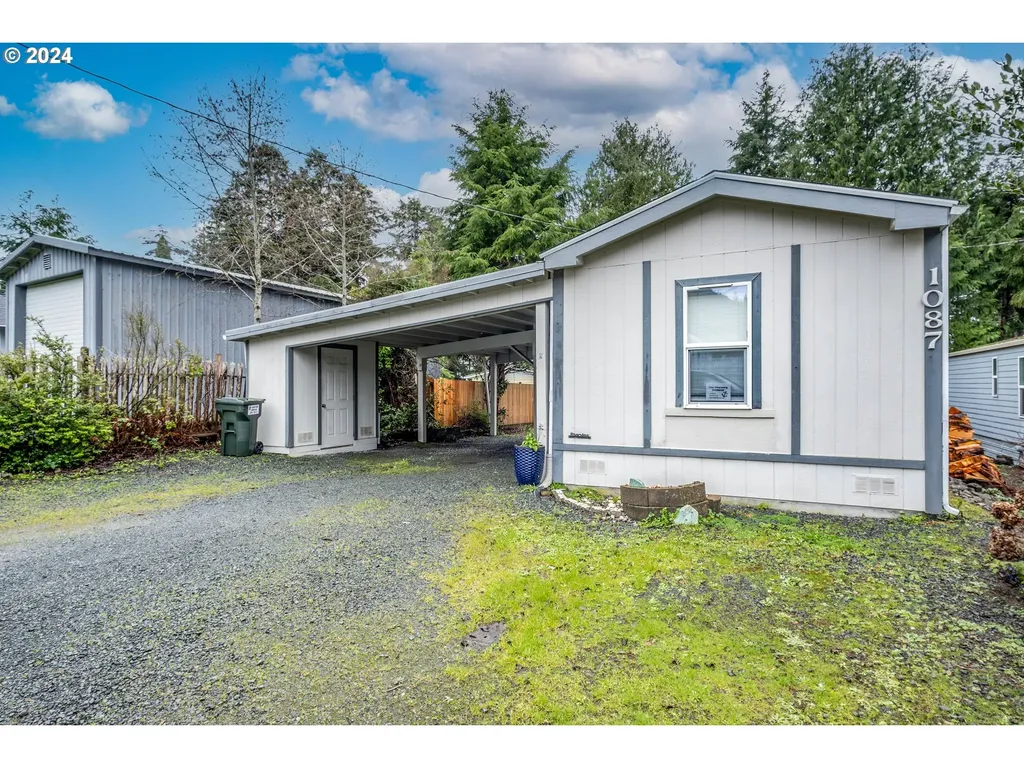 1087 S Harbor Street Rockaway Beach OR 97136