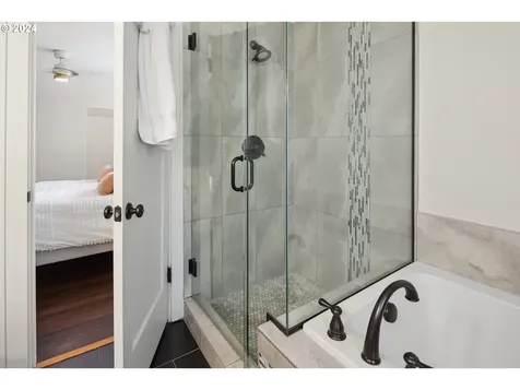 2645 Ne 37th Avenue Portland OR 97212