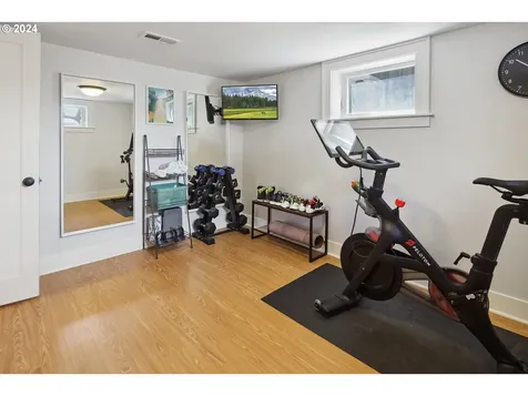 2645 Ne 37th Avenue Portland OR 97212