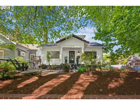 2645 Ne 37th Avenue Portland OR 97212