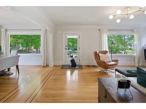 2645 Ne 37th Avenue Portland OR 97212