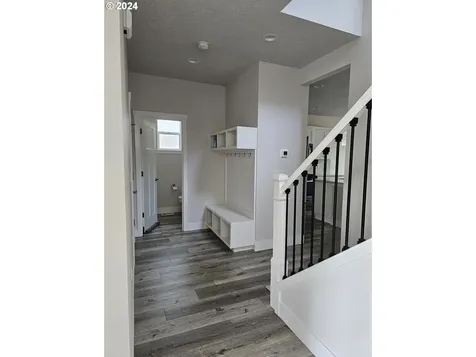 4042 SE Mckenzie Avenue Hillsboro OR 97123