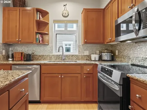 10677 SE 21st Avenue Milwaukie OR 97222