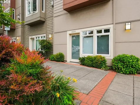 10677 SE 21st Avenue Milwaukie OR 97222