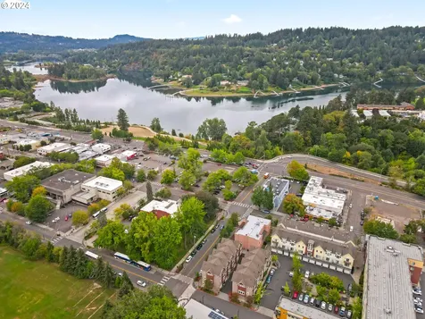 10677 SE 21st Avenue Milwaukie OR 97222