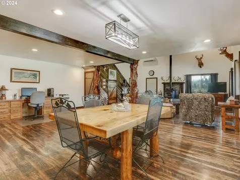42361 Upper Berlin Drive Lebanon OR 97355
